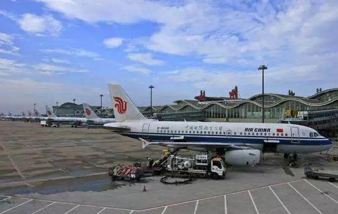 杭州最新购房动态，背景、事件与时代背景下的楼市变迁地位